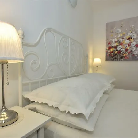 Lejlighed Andor - Lux, Two Beautiful Terraces With Sea & Sunset View Makarska